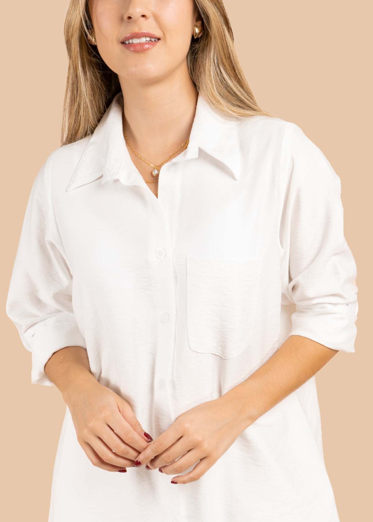 Blusa larga color blanco con bolsillo 105530