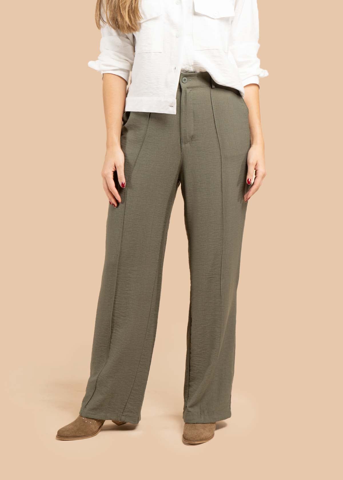 Pantalón color verde con resorte en cintura 105558