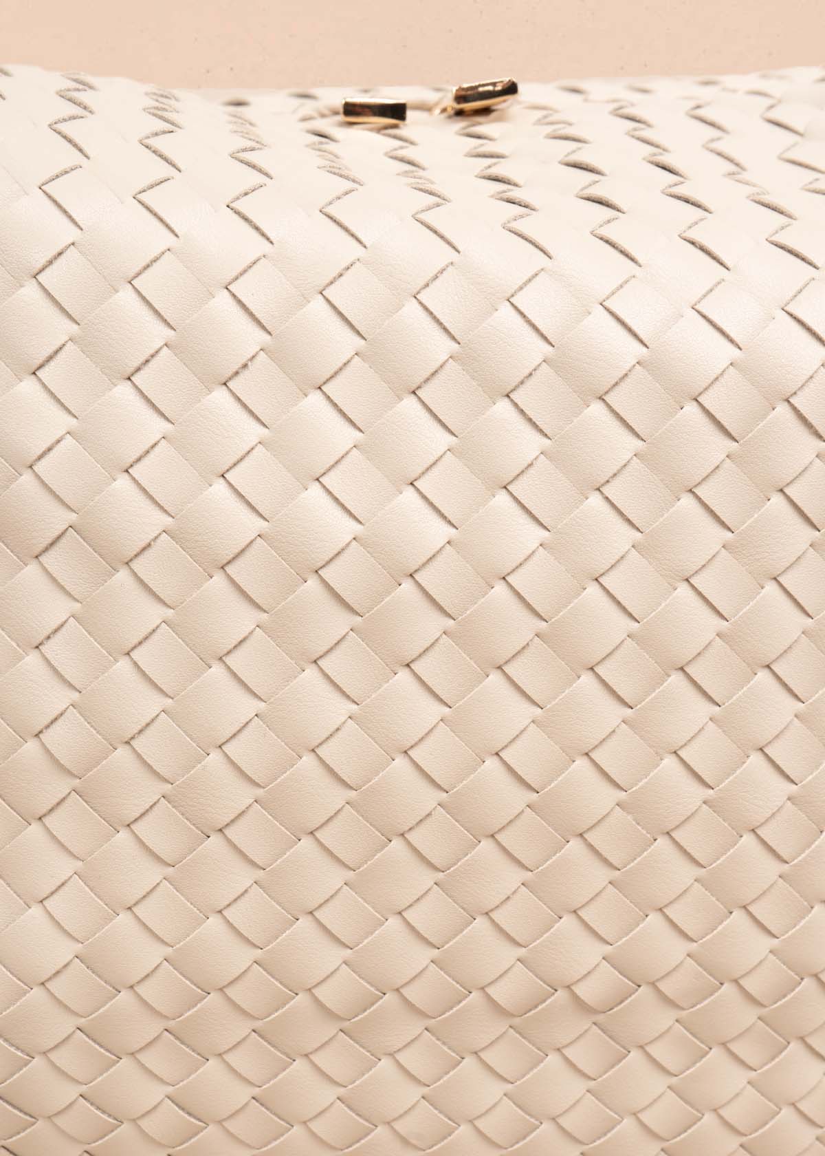 Bolso tipo cartera color beige 105752