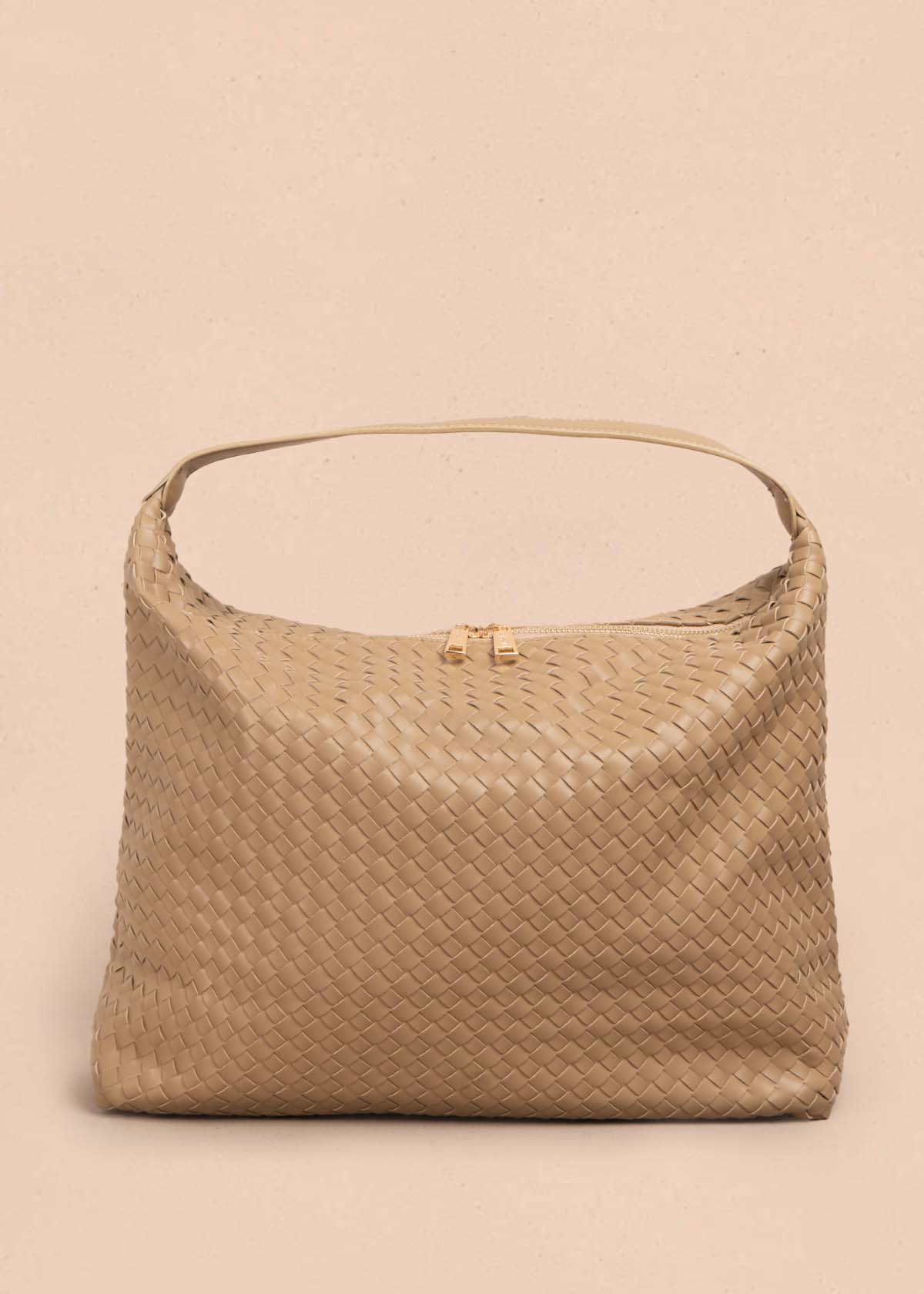 Bolso tipo cartera color taupe 105752