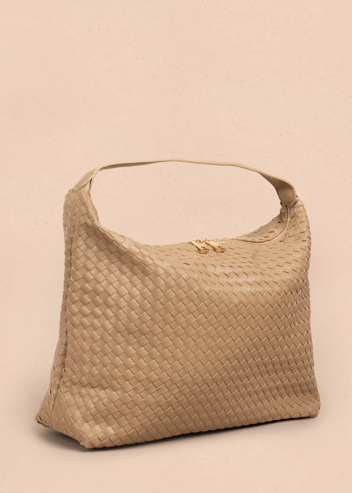 Bolso tipo cartera color taupe 105752