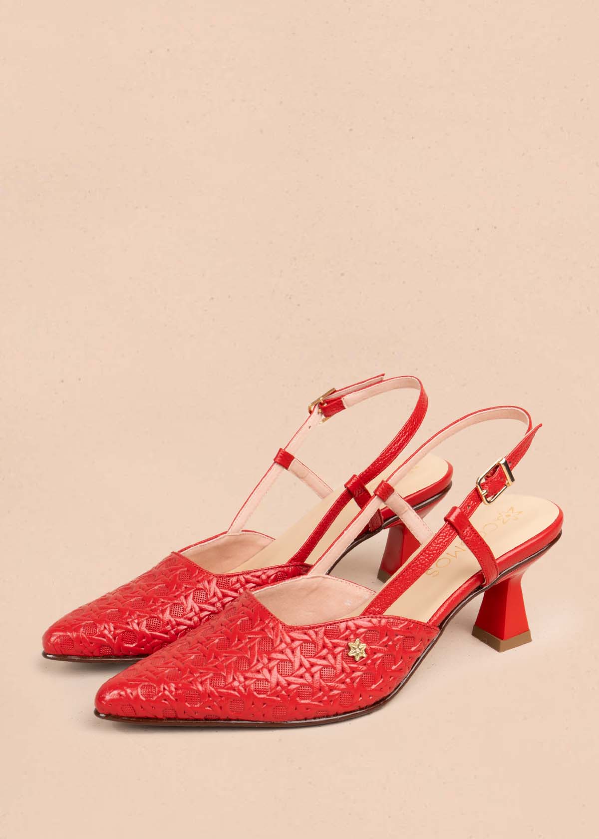 Tacones trabilla en cuero color rojo con tacón copa 105927