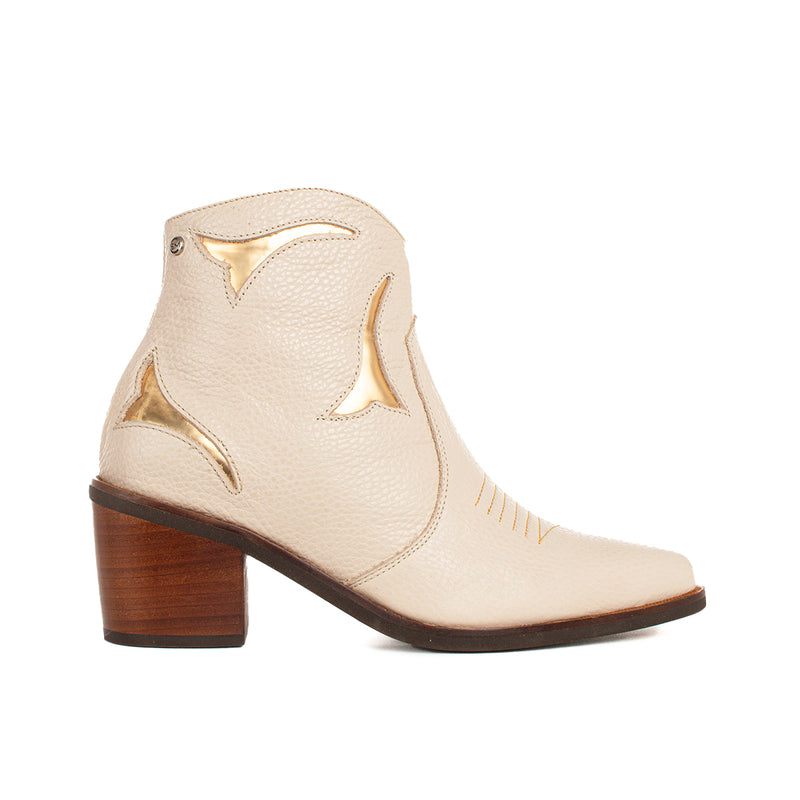 Botín texano caña corta color beige, para dama