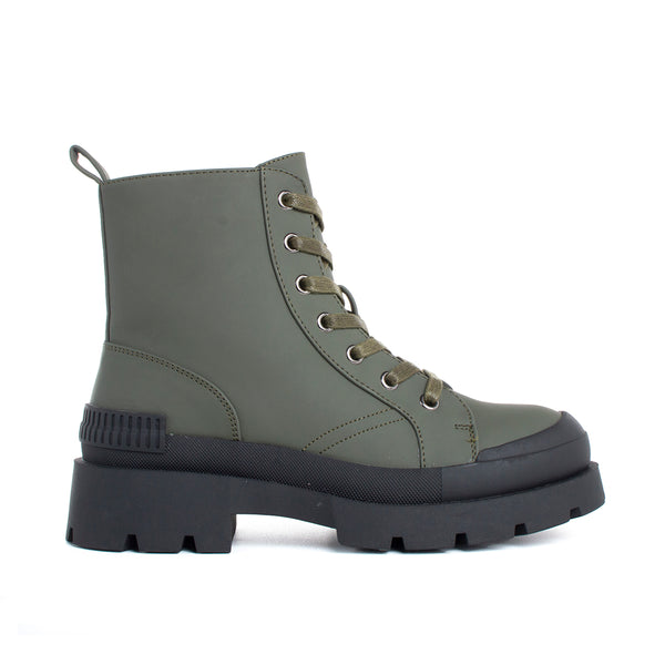 Botín urbano cordones color verde, para dama