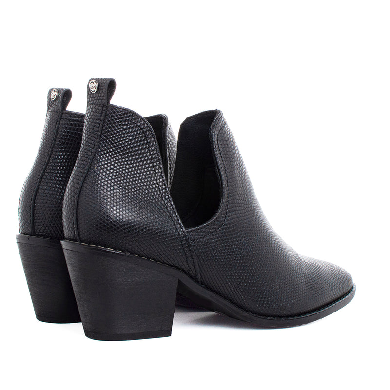 Botin estilo texano color negro, para dama